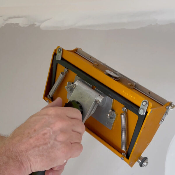 TapeTech Brakeless Box Handle